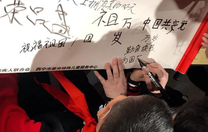 逃出诡异庄园